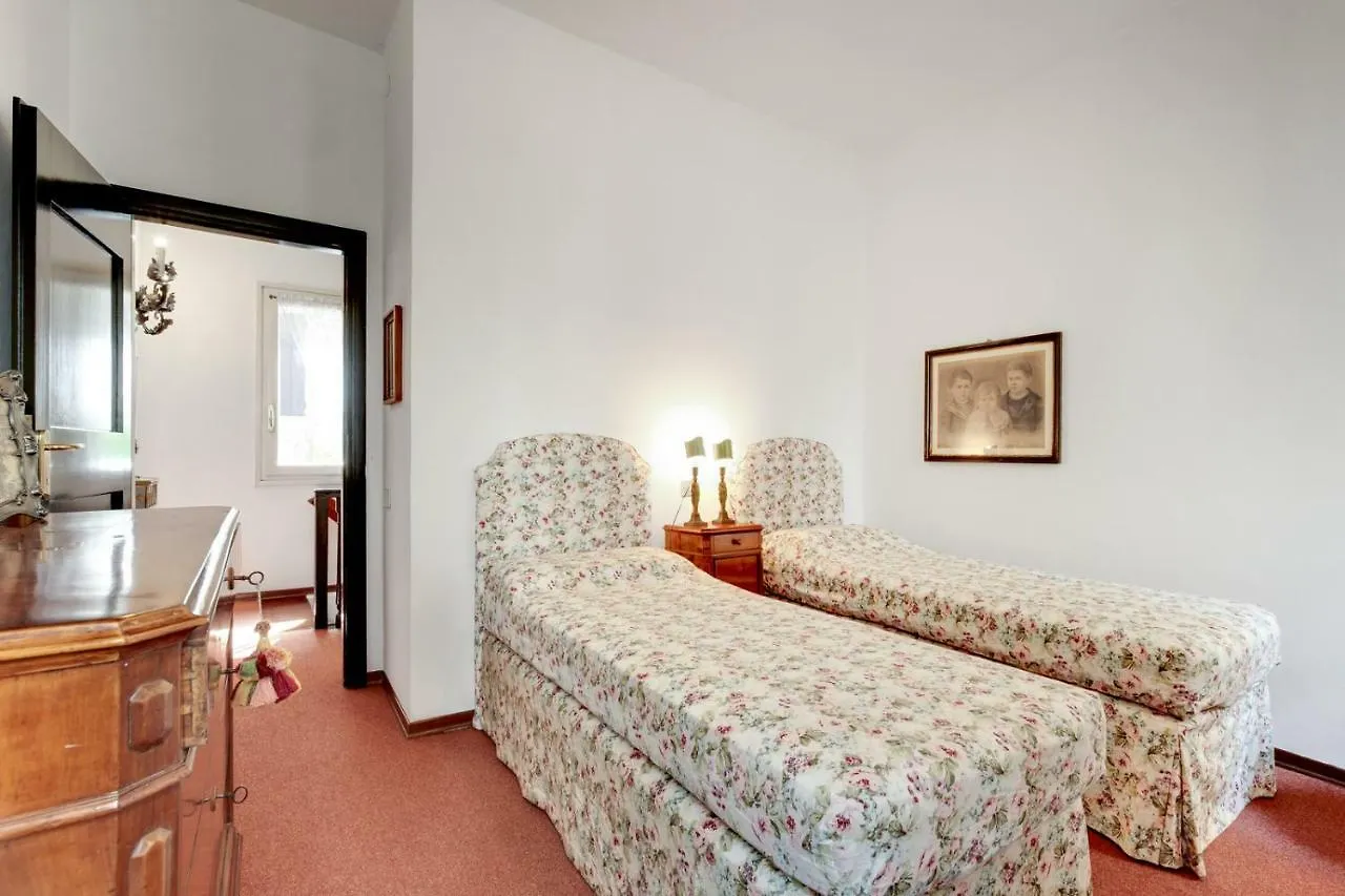 Apartment Ca Malvasia House With Garden Venice